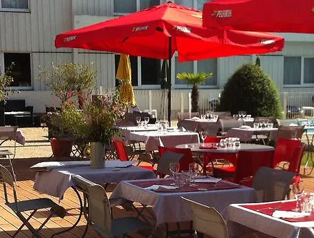 Akena Poitiers Nord Futuroscope 3*
