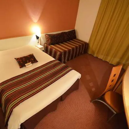 Akena Poitiers Nord Futuroscope Hotel