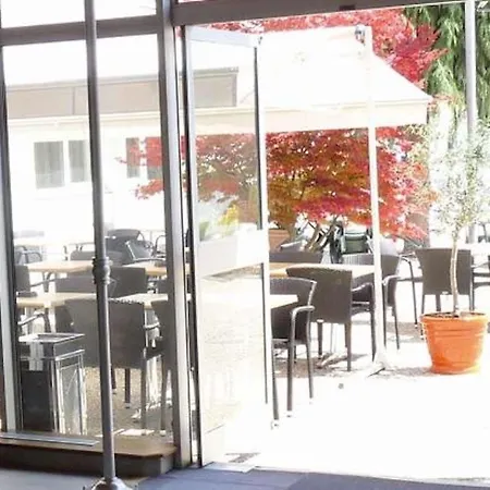 Akena Poitiers Nord Futuroscope 3*