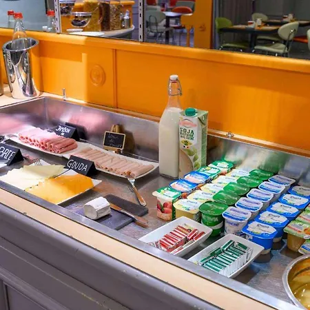 Akena Poitiers Nord Futuroscope Hotel