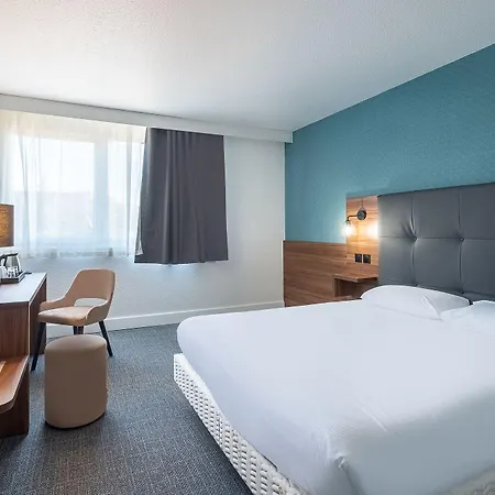 Akena Poitiers Nord Futuroscope 3*