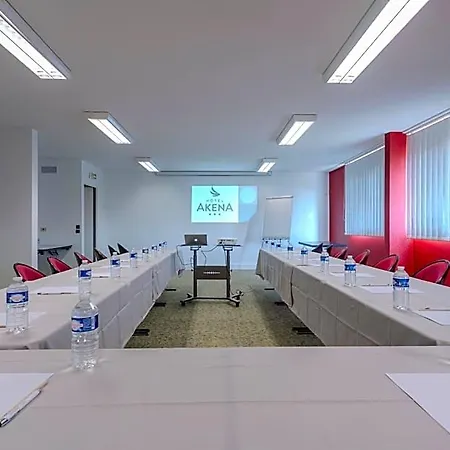 Akena Poitiers Nord Futuroscope Hotel 3*