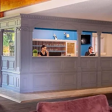 Akena Poitiers Nord Futuroscope Hotel 3*