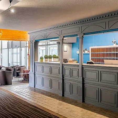 Akena Poitiers Nord Futuroscope Hotel 3*