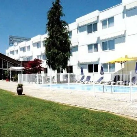 Akena Poitiers Nord Futuroscope 3* Chasseneuil-du-Poitou